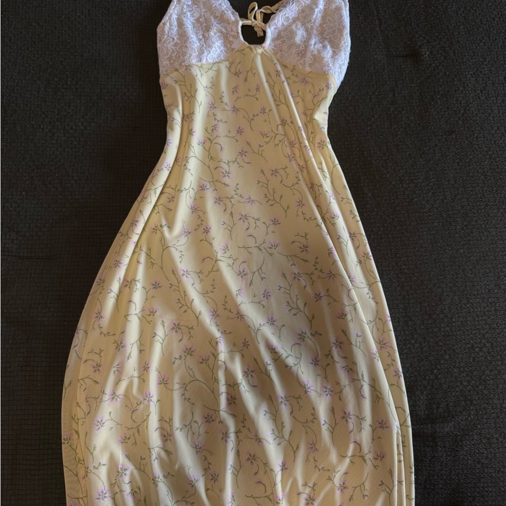 Floral Lace Maxi Dress in Yellow and White